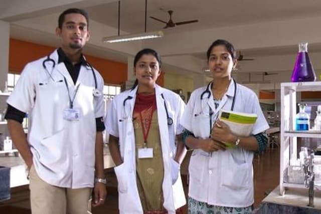 Ibn Sina Medical College